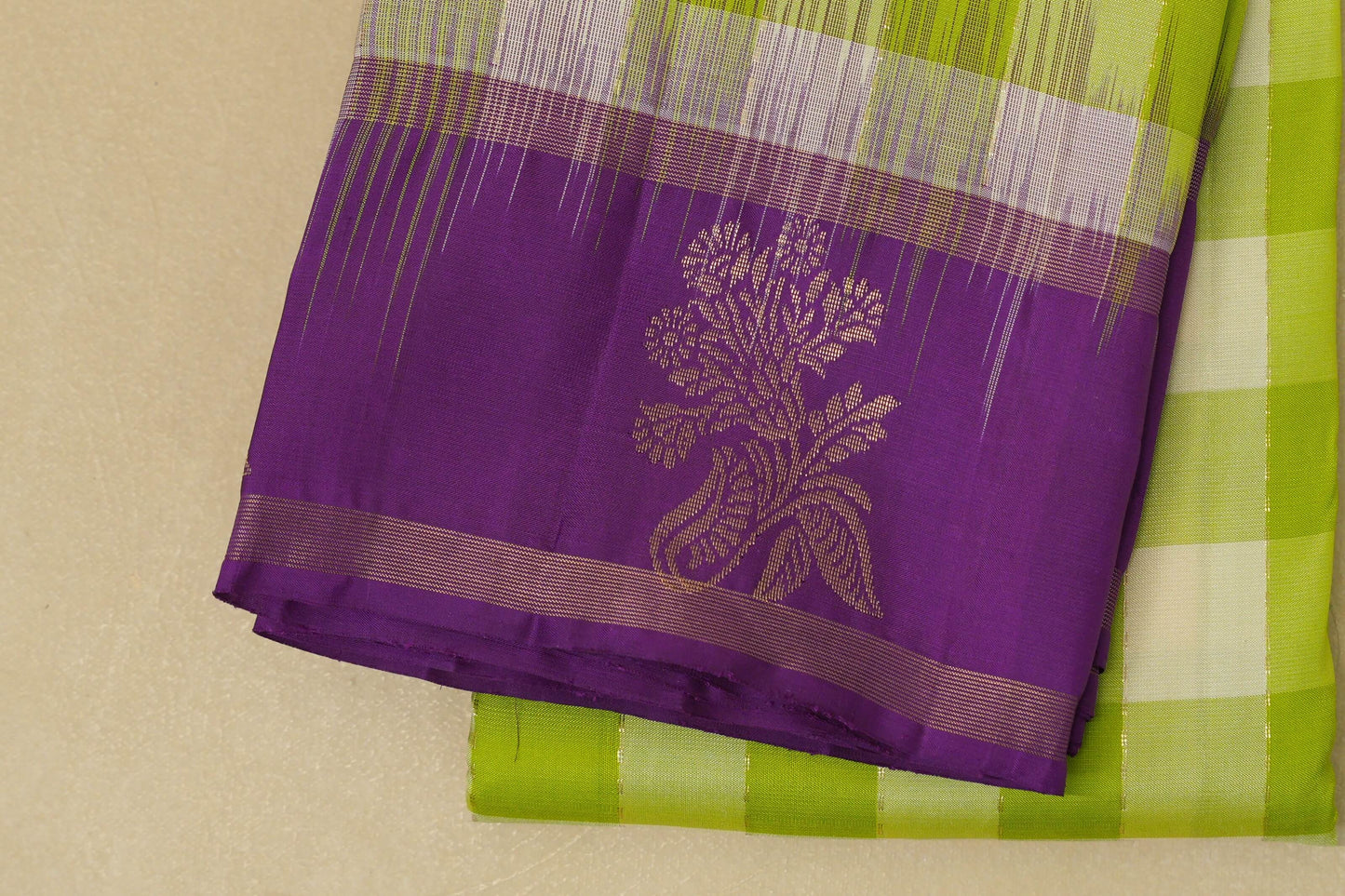 Lime Green and Off White Checks Light Weight Kanjivaram Silk Saree border zoom