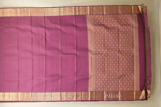 Dark Magenta Light Weight Kanjivaram Silk Saree paloo