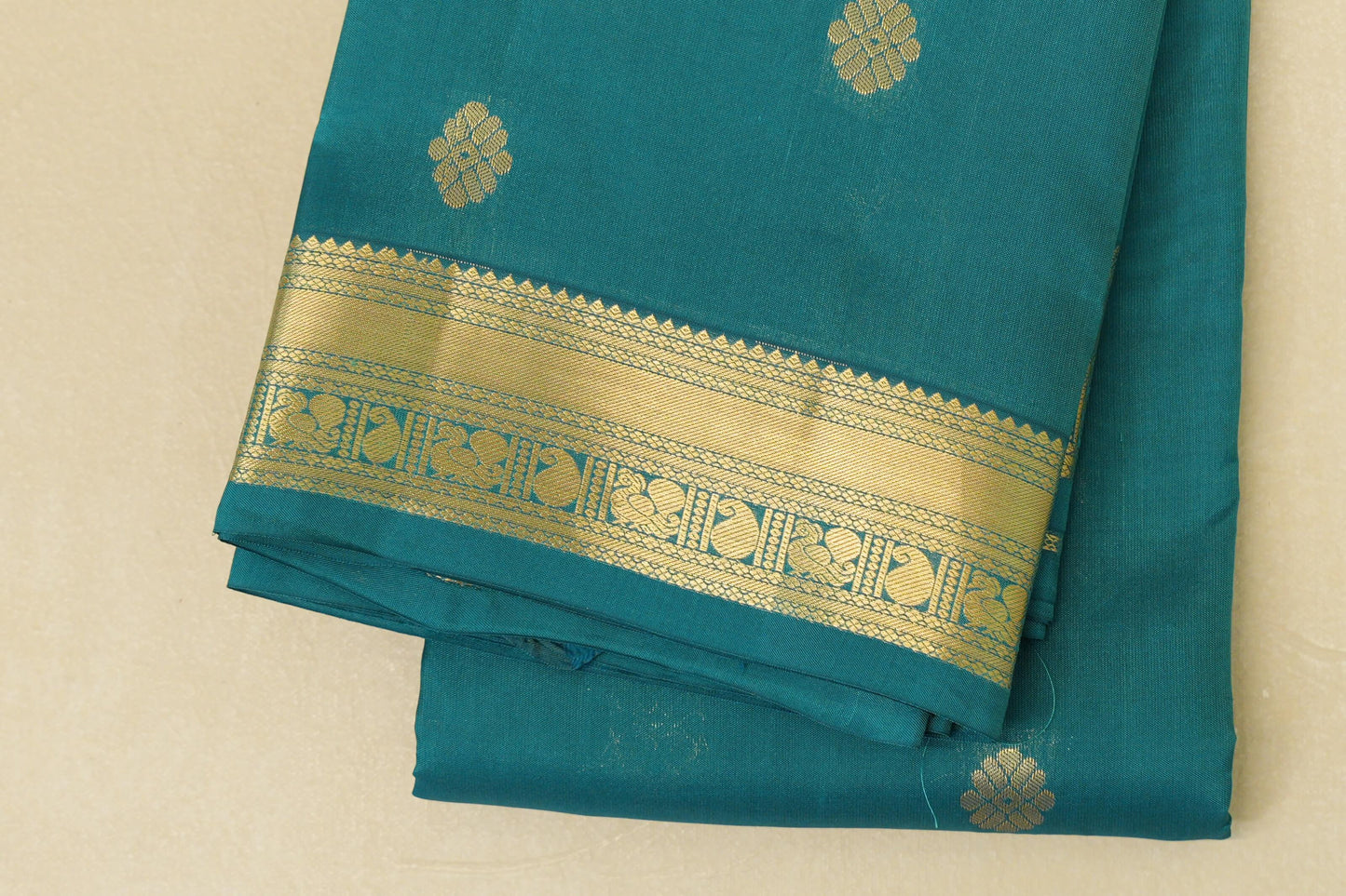 Teal Green Light Weight Kanjivaram Silk Saree border zoom