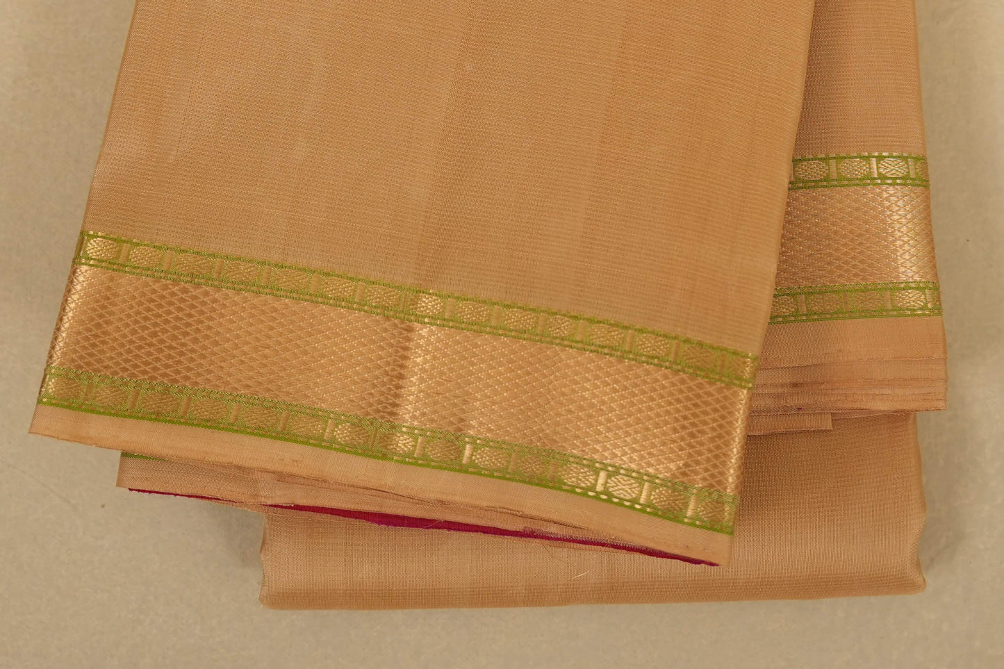 Beige Light Weight Kanjivaram Silk Saree border