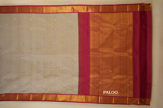 vintage kanjivaram silk saree paloo