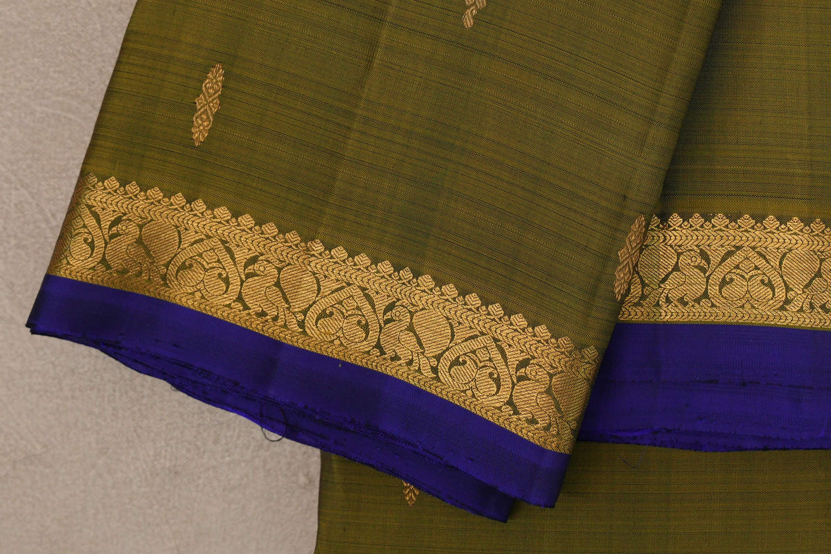 Olive Green Vintage Kanjivaram Silk Sareeborder zoom
