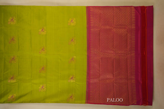 Parrot Green Kanjivaram Silk Saree paloo