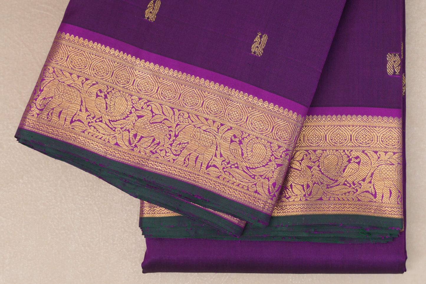 Deep Violet Purple Vintage Kanjivaram Silk Saree border zoom