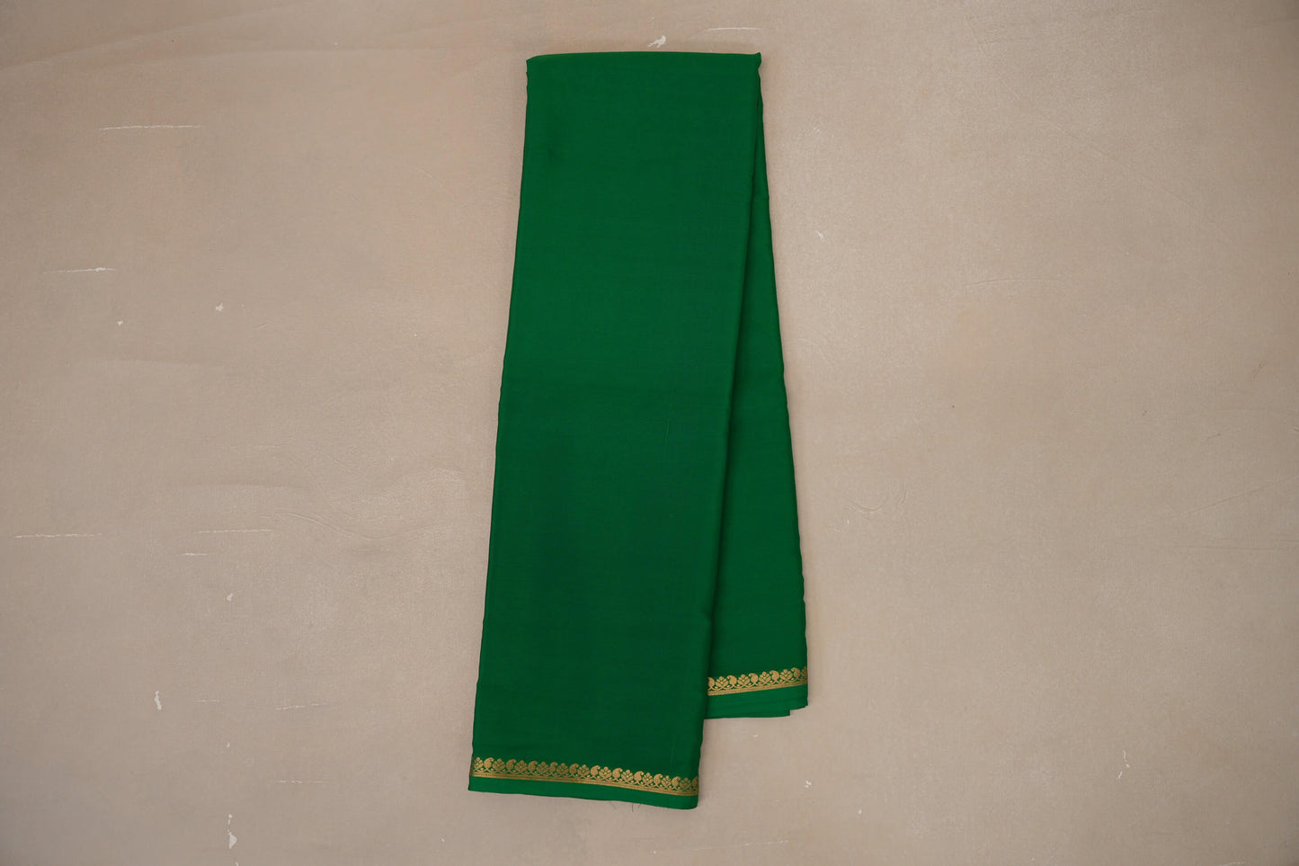 Bright Leaf Green Mysore Silk Saree PSSR018986