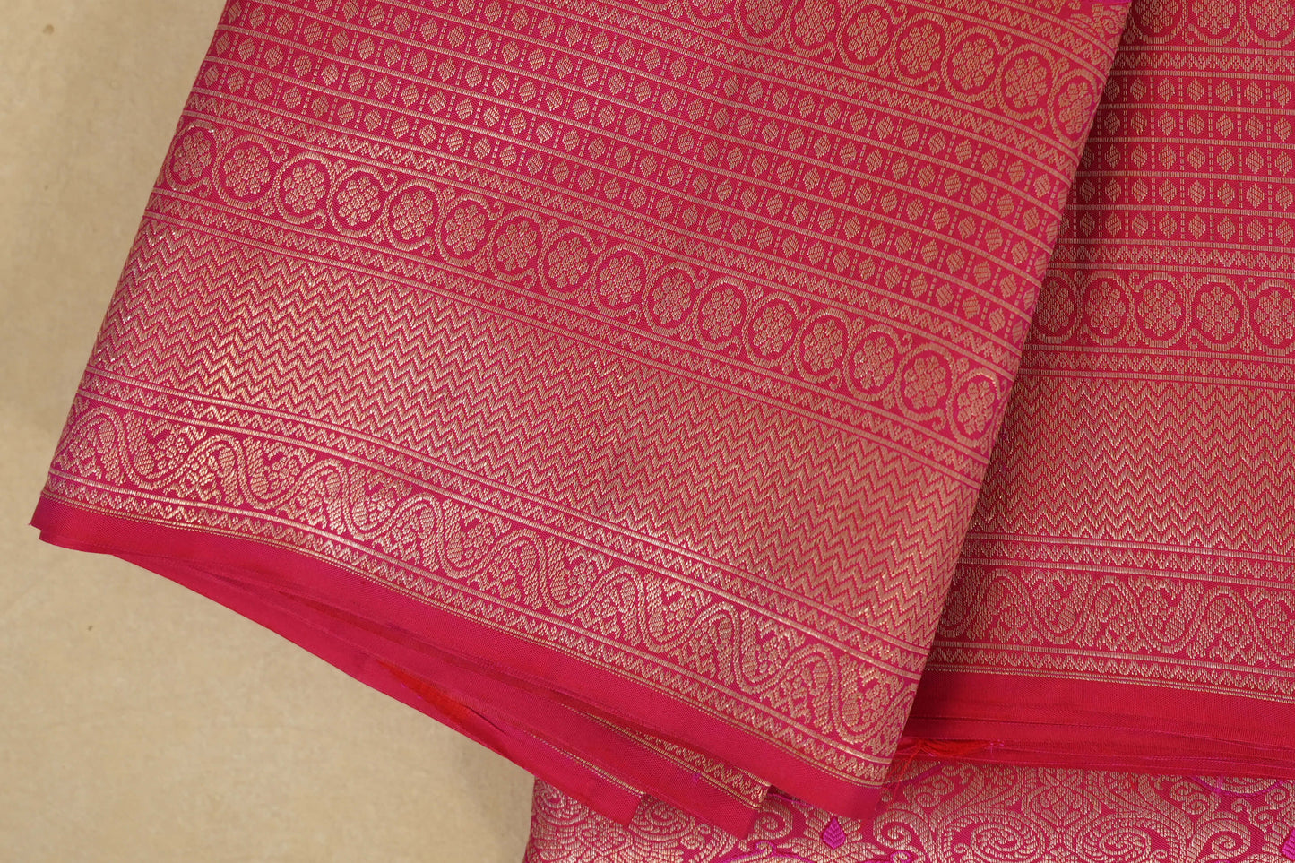 Reddish Pink Vintage Kanjivaram Silk Saree by Shreenivas Silks PSSR017944