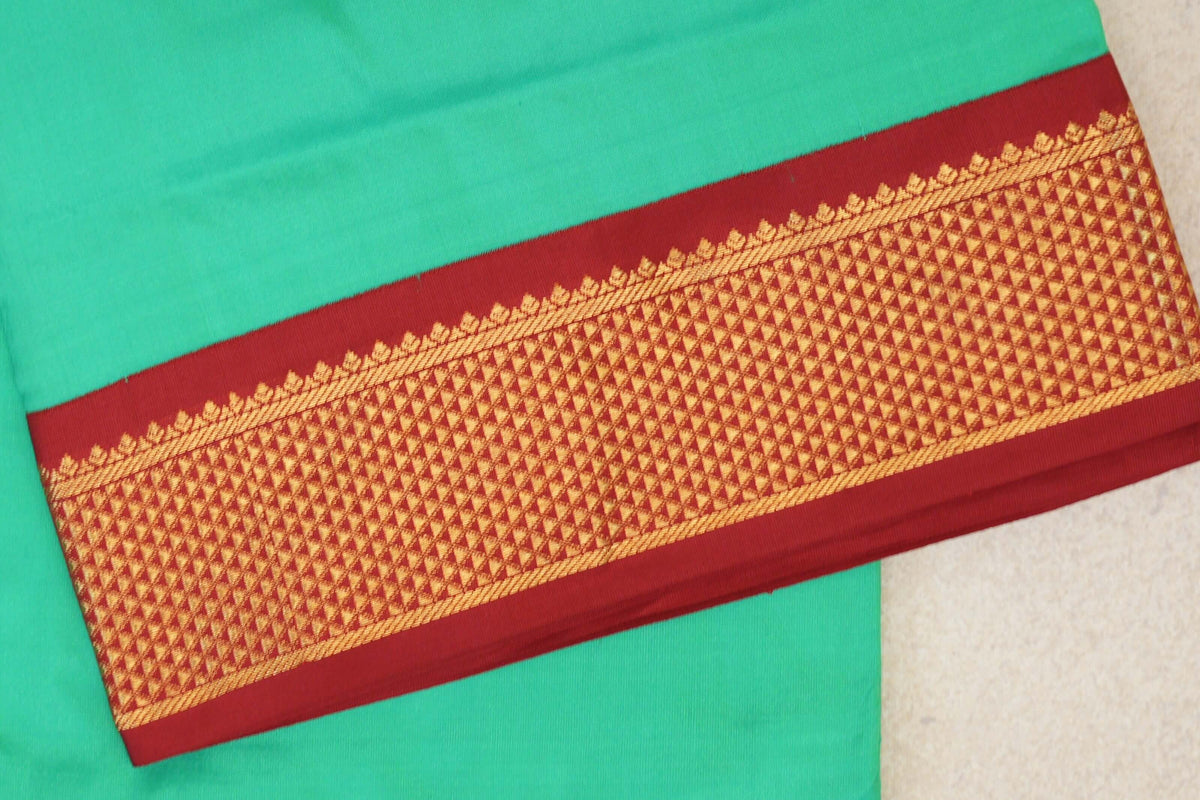 Bright Sea Green Ten Yards Silk Saree border
