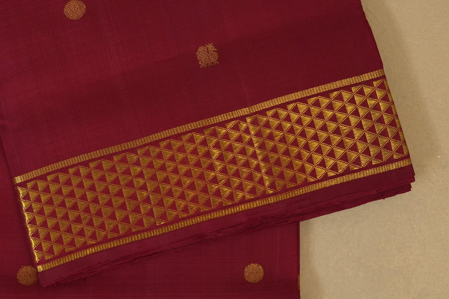 Maroon Ten yards silk saree by Shreenivas silks PSSR017957