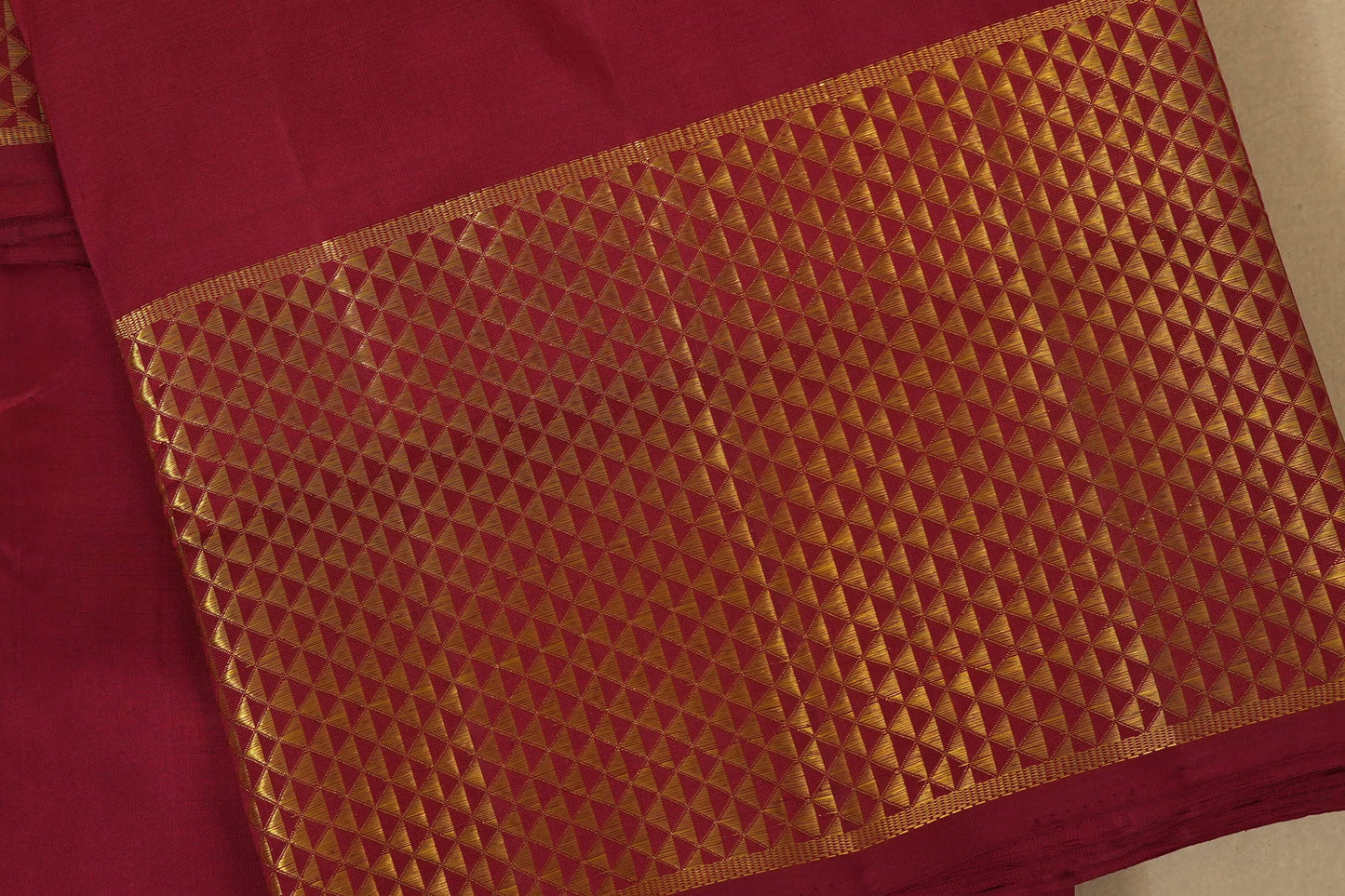 Maroon with big diamond borders Ten yards silk saree by Shreenivas silks PSSR017971