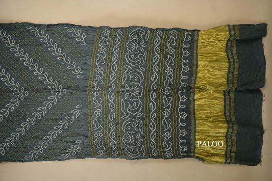 gaji silk bandhani saree paloo