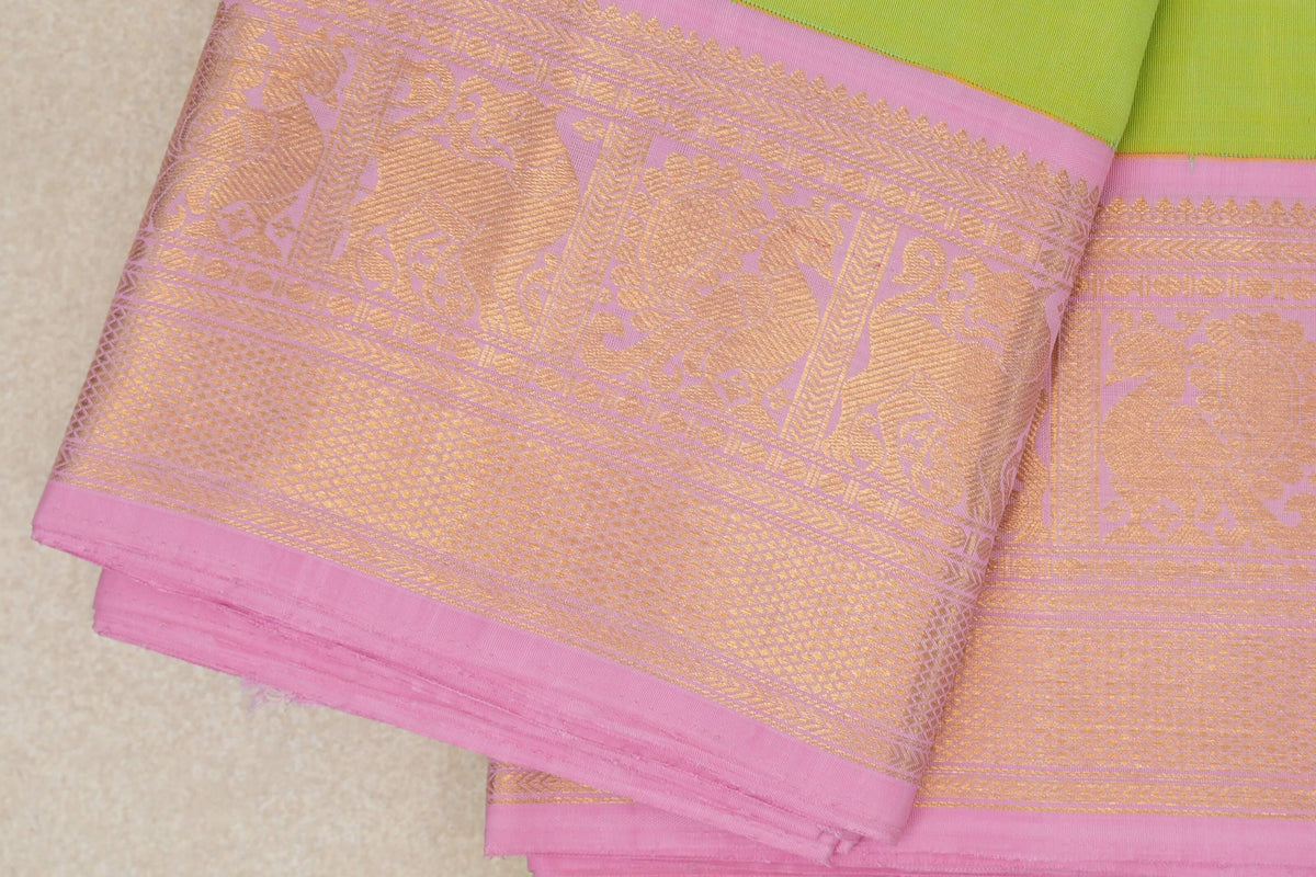 Fluorescent Green Vintage Kanjivaram Silk Saree border zoom