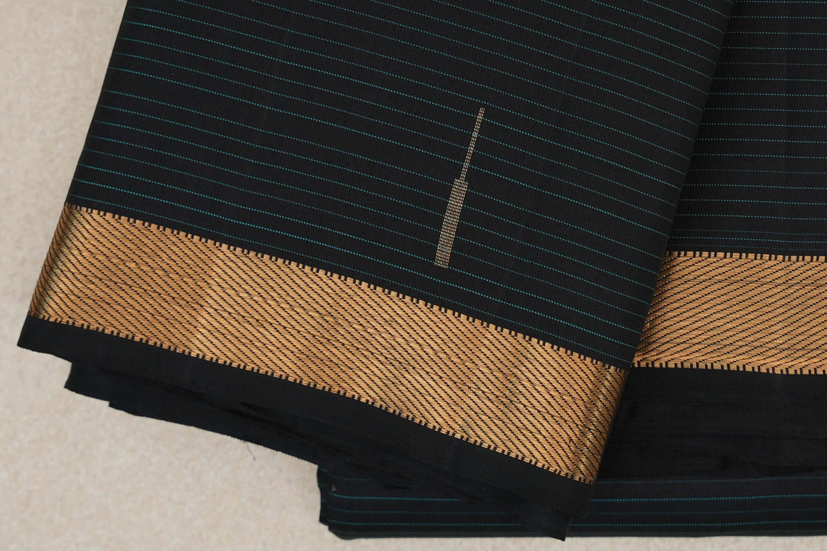 Black Vintage Kanjivaram Silk Saree border zoom