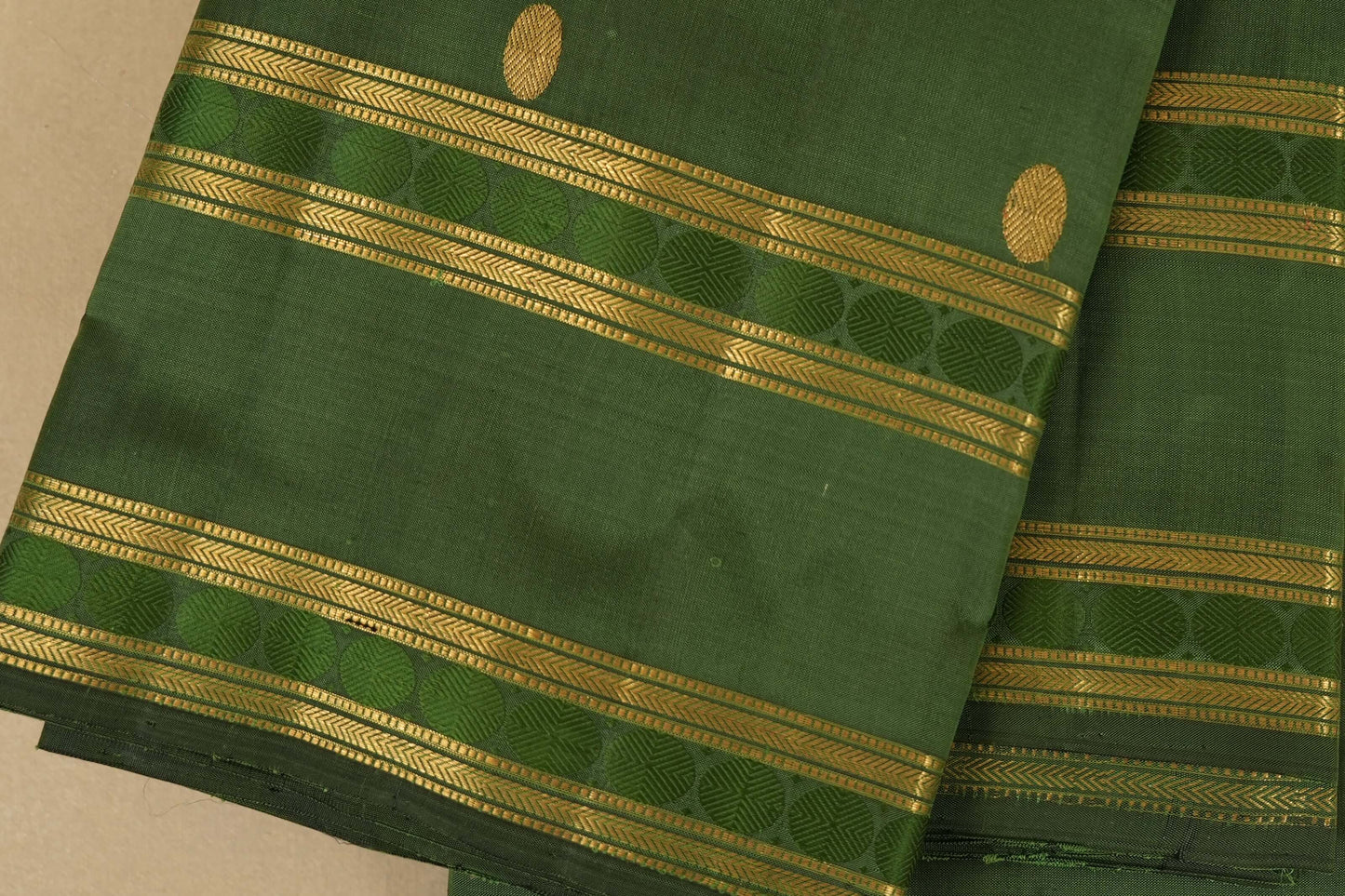 Moss Green Kanjivaram Silk Saree border zoom