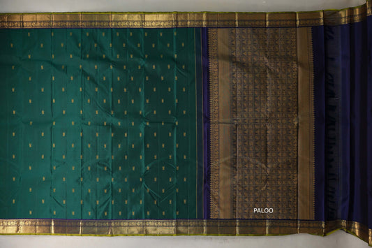 Emerald green with deep blue borders Vintage Kanjivaram Silk Saree by Shreenivas Silks PSSR019102