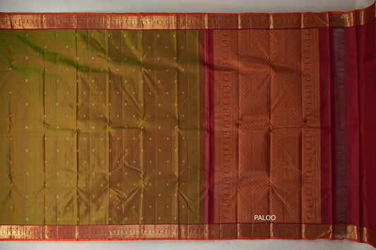 Dual tone of red and green Vintage Kanjivaram Silk Saree by Shreenivas Silks PSSR019113