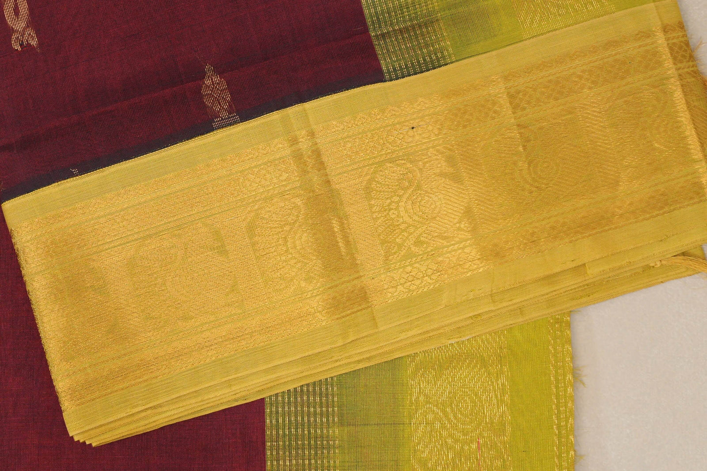 deep maroon Vintage Silk Cotton Saree border zoom