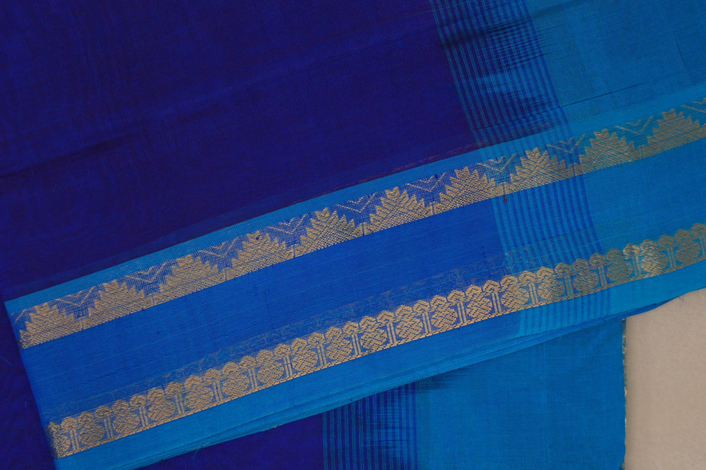 Deep blue with Aqua Blue Nine And A Half Yards Silk Cotton Saree by Shreenivas silks PSSR019159
