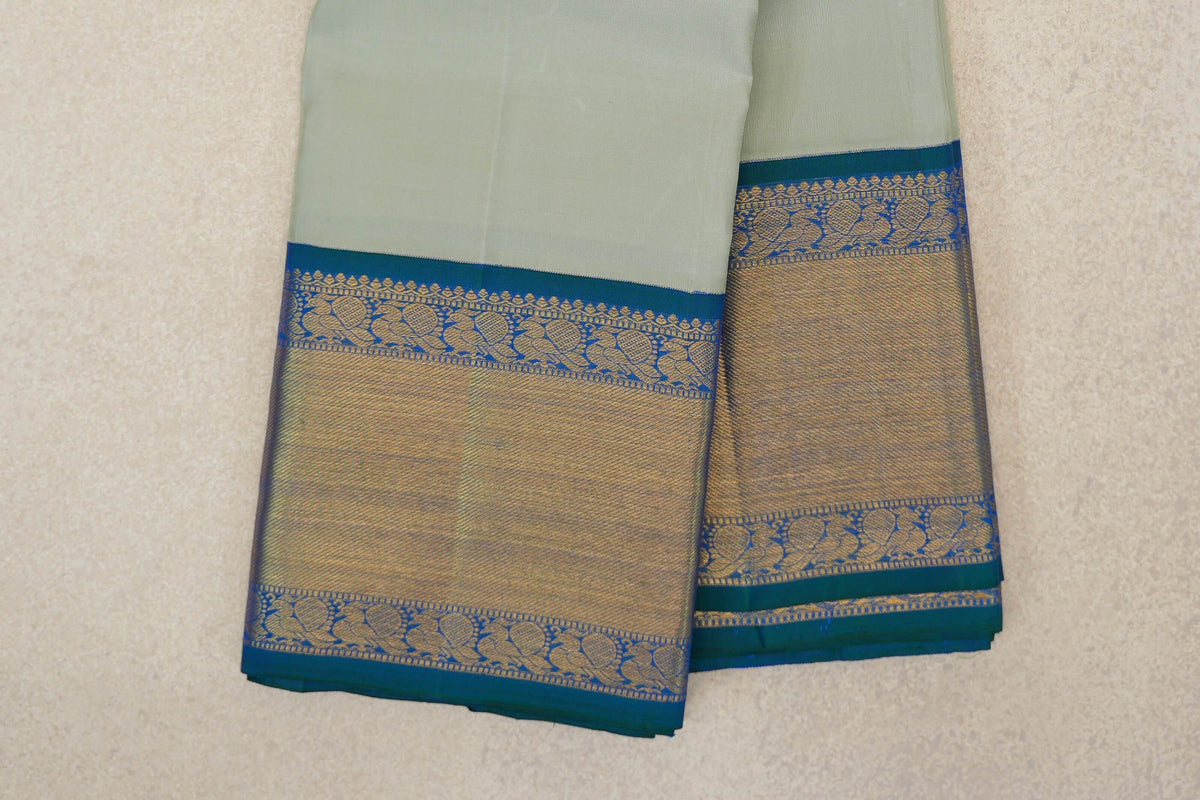 Pastel Sage Green Vintage Kanjivaram Silk Saree border