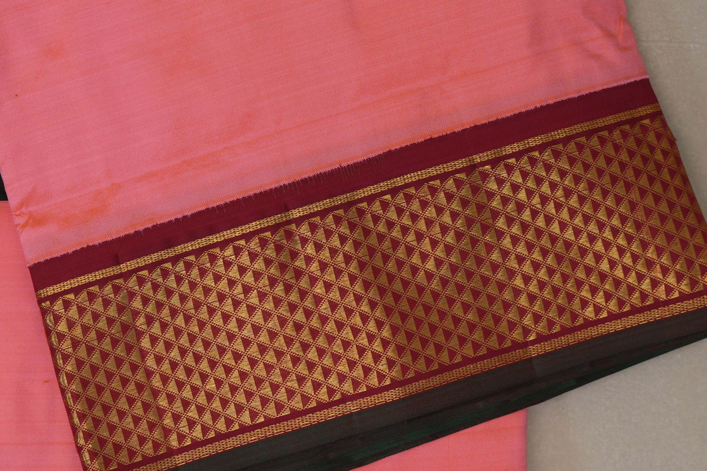 Orangish Pink Ten Yards Silk Saree by Shreenivas Silks PSSR019223