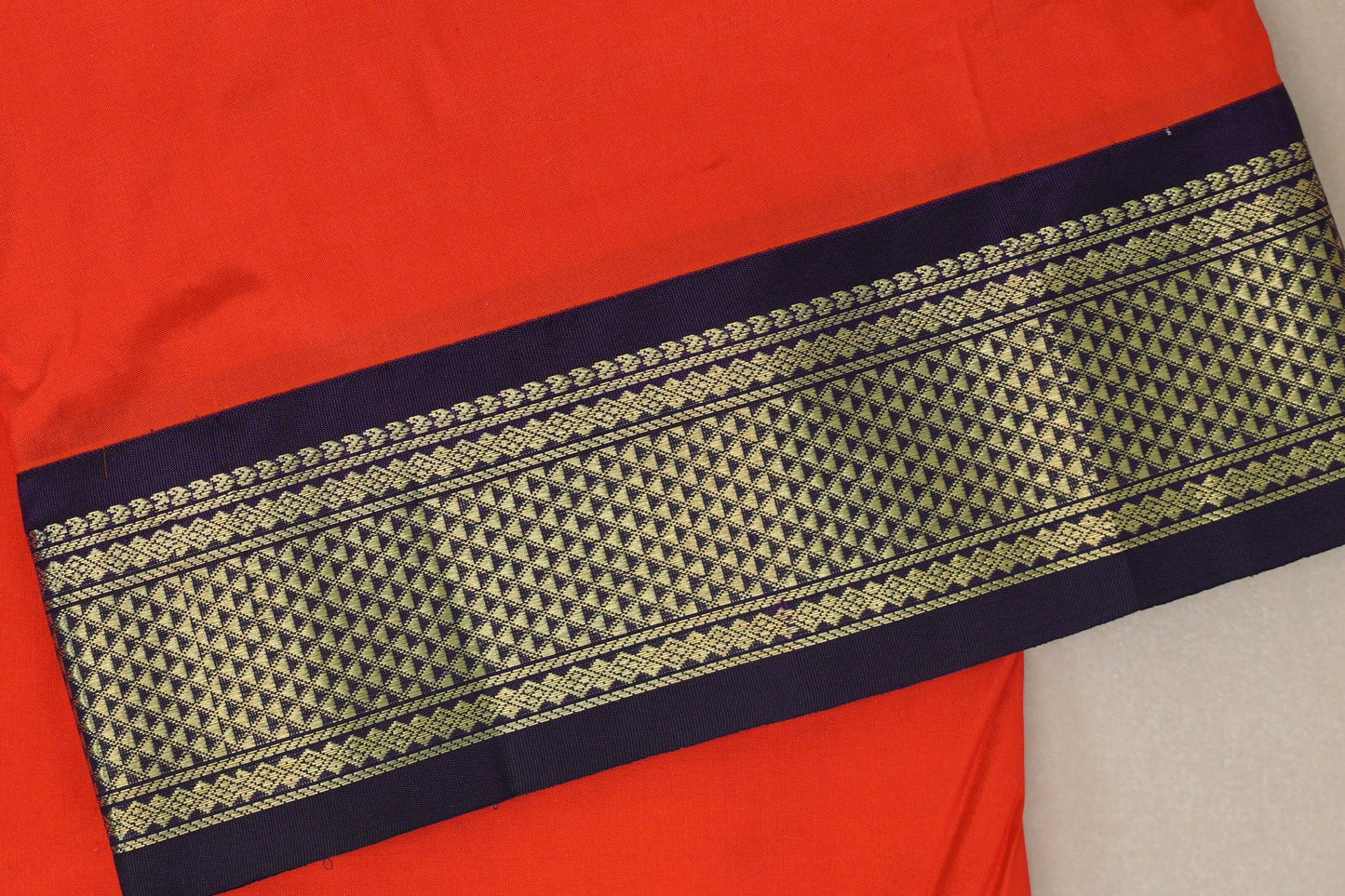 Reddish Orange with Deep Purple Borders Ten Yards Silk Saree by Shreenivas Silks PSSR019243