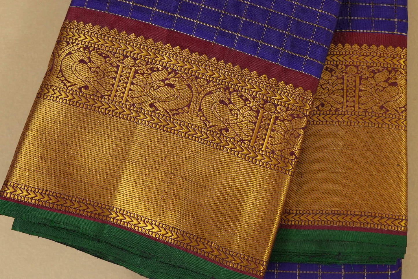 Violet Vintage Kanjivaram Silk Saree Border Zoom