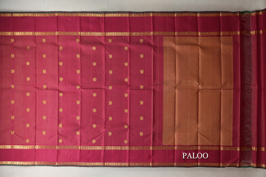 Reddish Pink Vaira Oosi with Rettai Pettu Borders Vintage Kanjivaram Silk Saree paloo