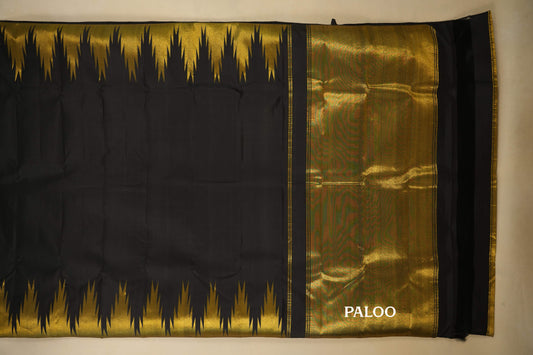 Black with Tissue Borders Vintage Kanjivaram Silk Saree paloo