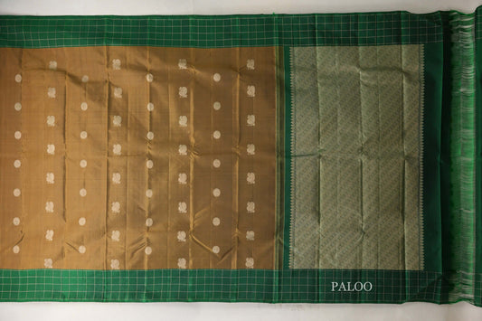 Golden Olive Green with Emerald Green Borders Vintage Kanjivaram Silk Sare paloo