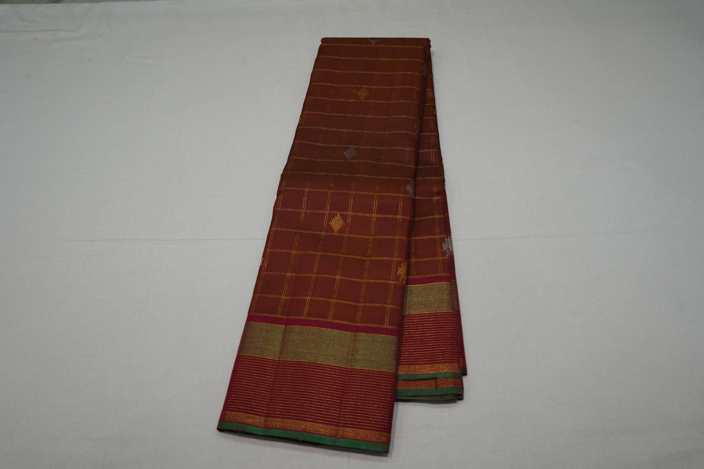 Checked vintage kanchipuram silk saree