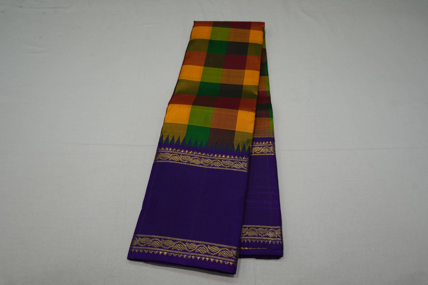 Checked vintage kanchipuram silk saree