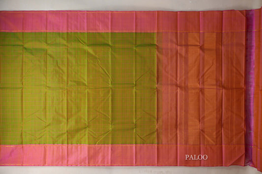 Yellowish Green with Dual Tone of Yellow and Pink Borders Vintage Kanjivaram Silk Saree paloo