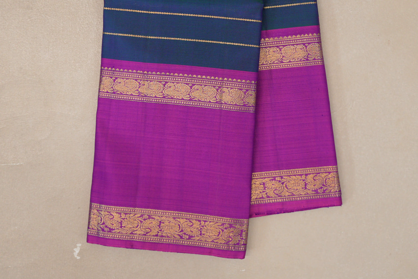 Dual Tone of Green and Violet with Beldhari Vintage Kanjivaram Silk Saree rettai pettu borders