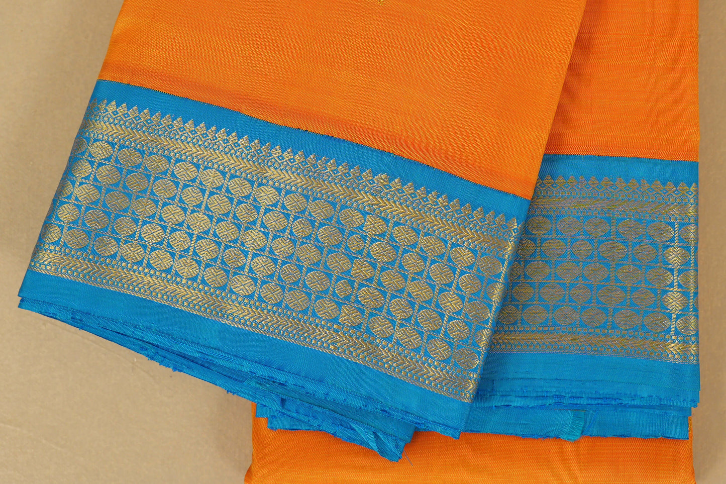 Mango Yellow Vintage Kanjivaram Silk Saree borders zoom