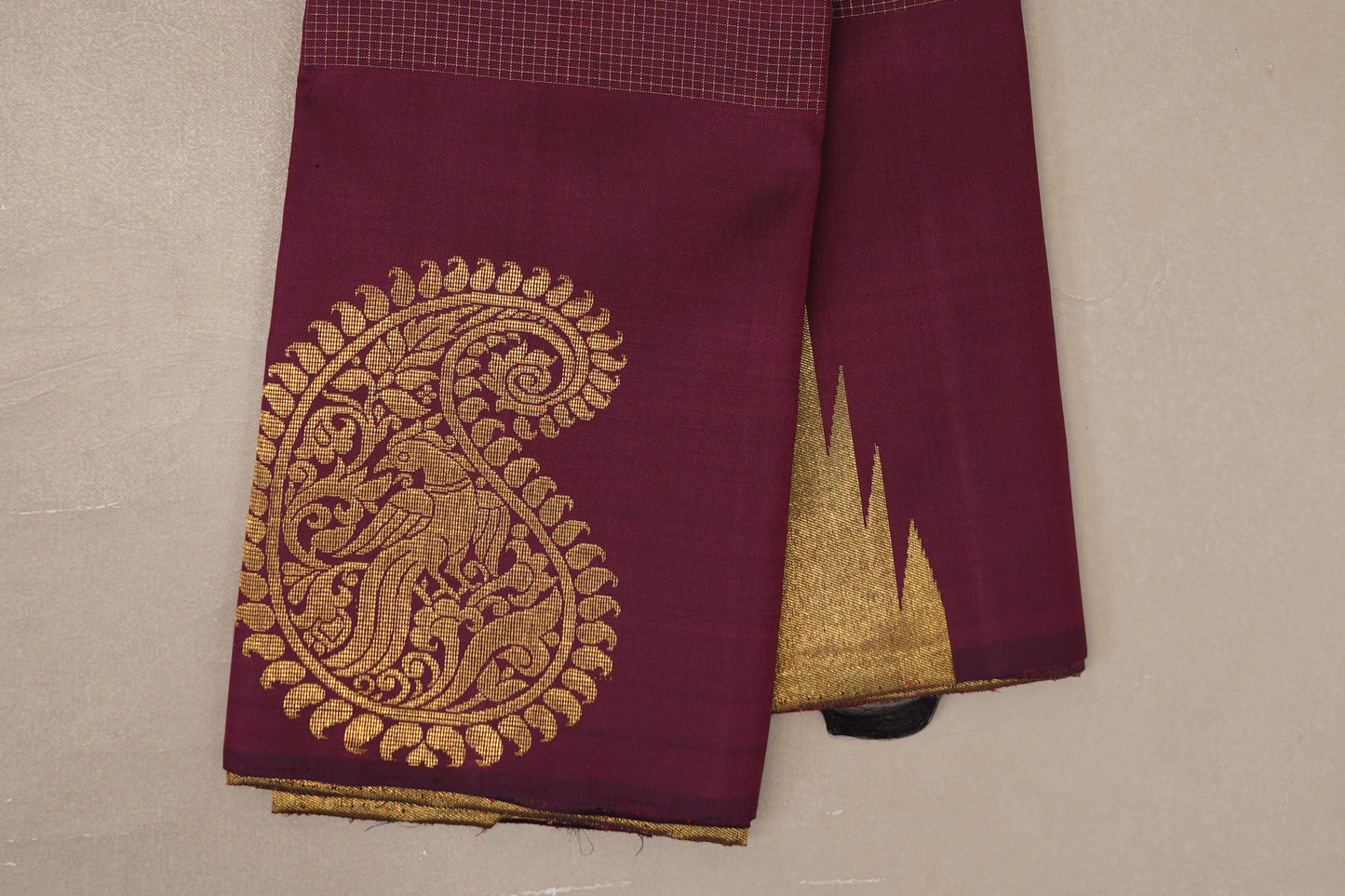 Deep Maroon Temple Borders Vintage Kanjivaram Silk Saree border zoom
