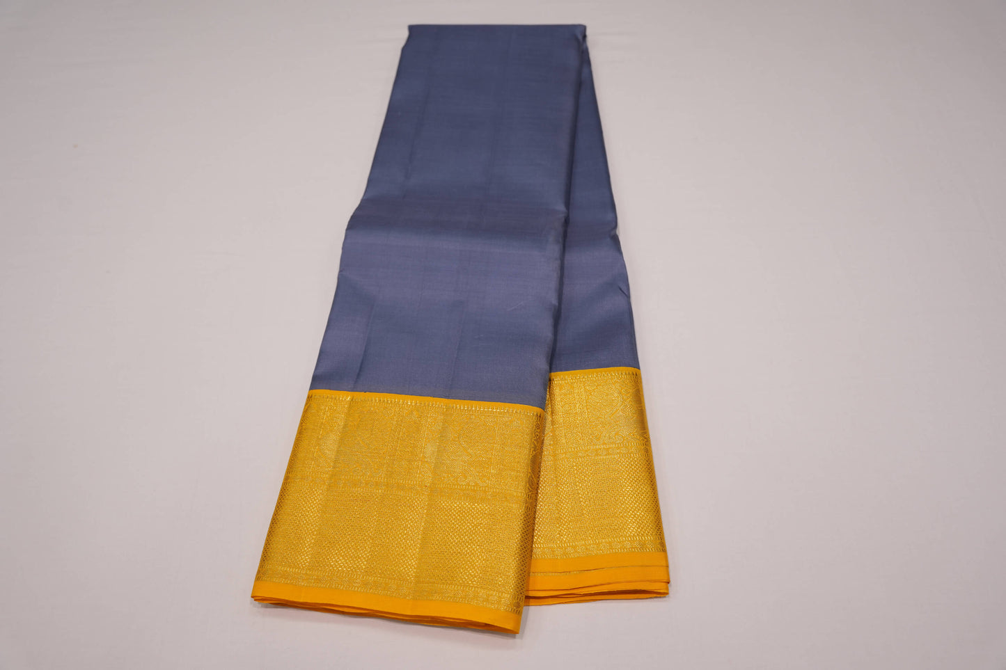Plain vintage kanchipuram silk saree