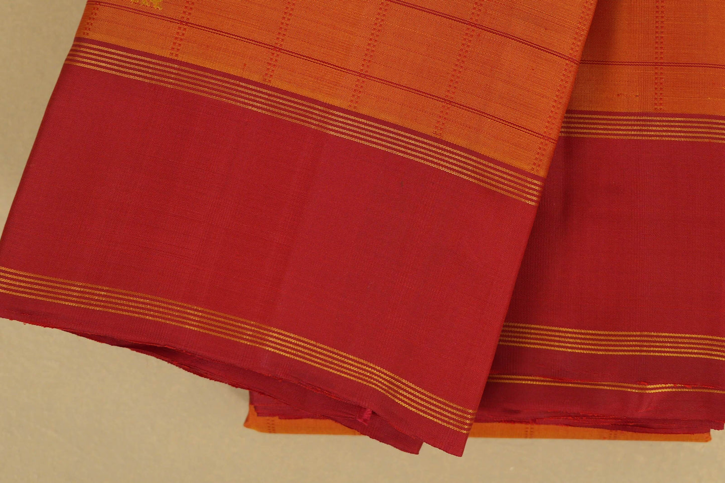 Reddish Orange with Red Borders Vintage Kanjivaram Silk Saree borders zoom