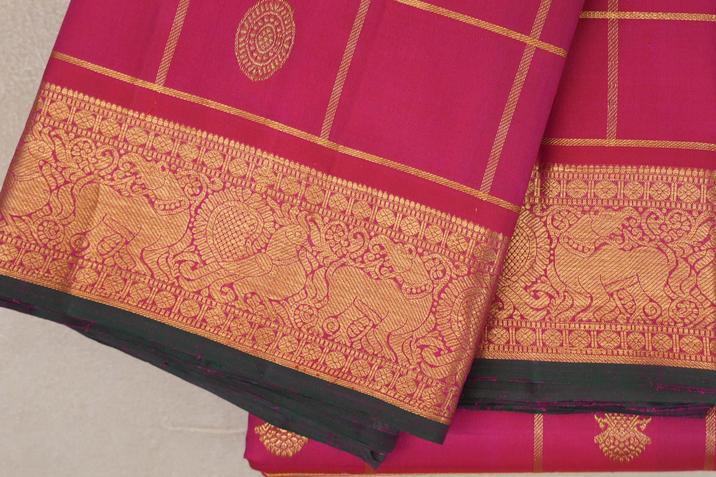 Reddish Pink with Zari Checks Vintage Kanjivaram Silk Saree border