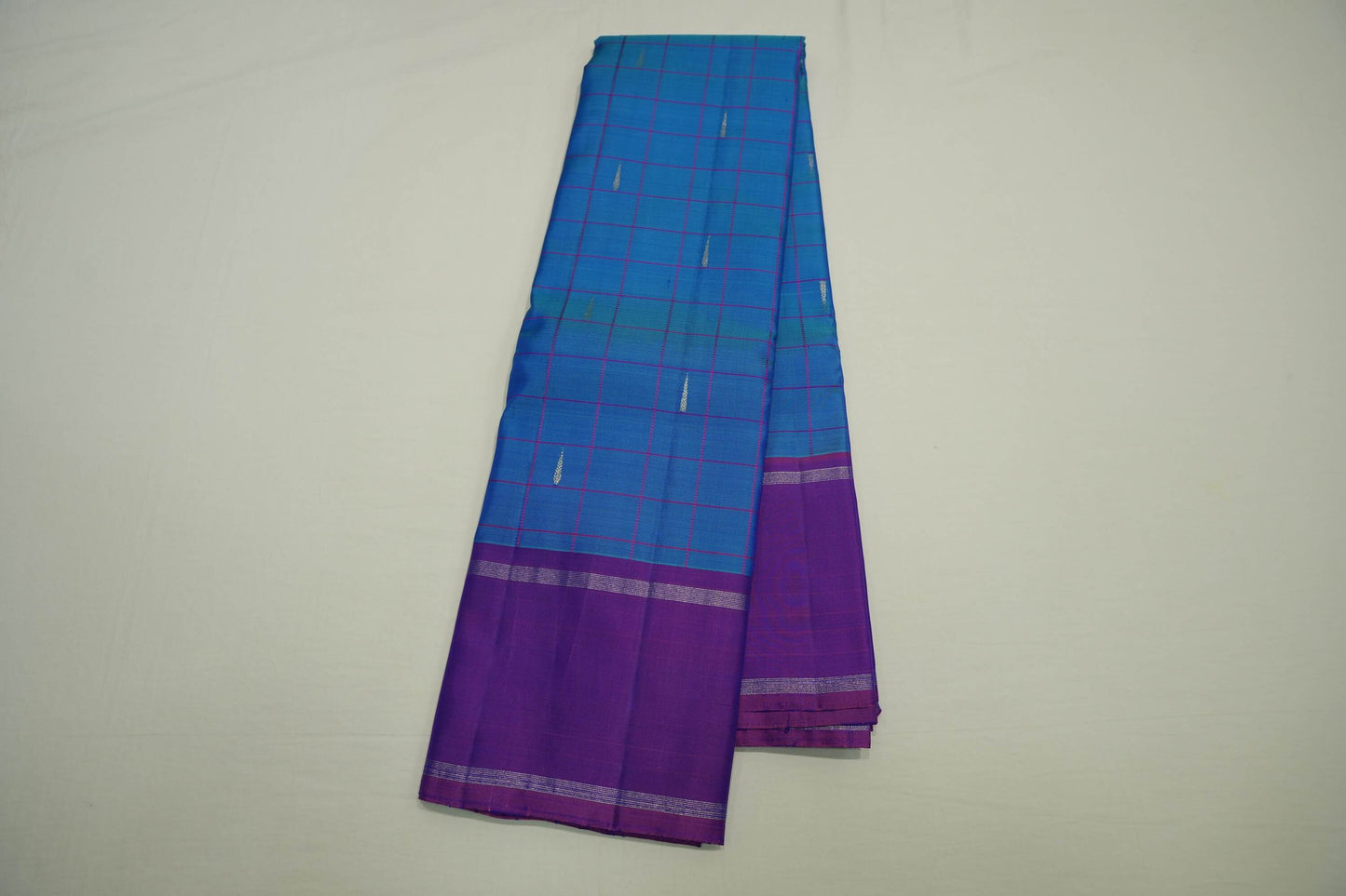 Checked vintage kanchipuram silk saree