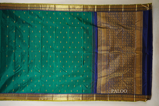 Medium Green Vintage Kanjivaram Silk Saree paloo