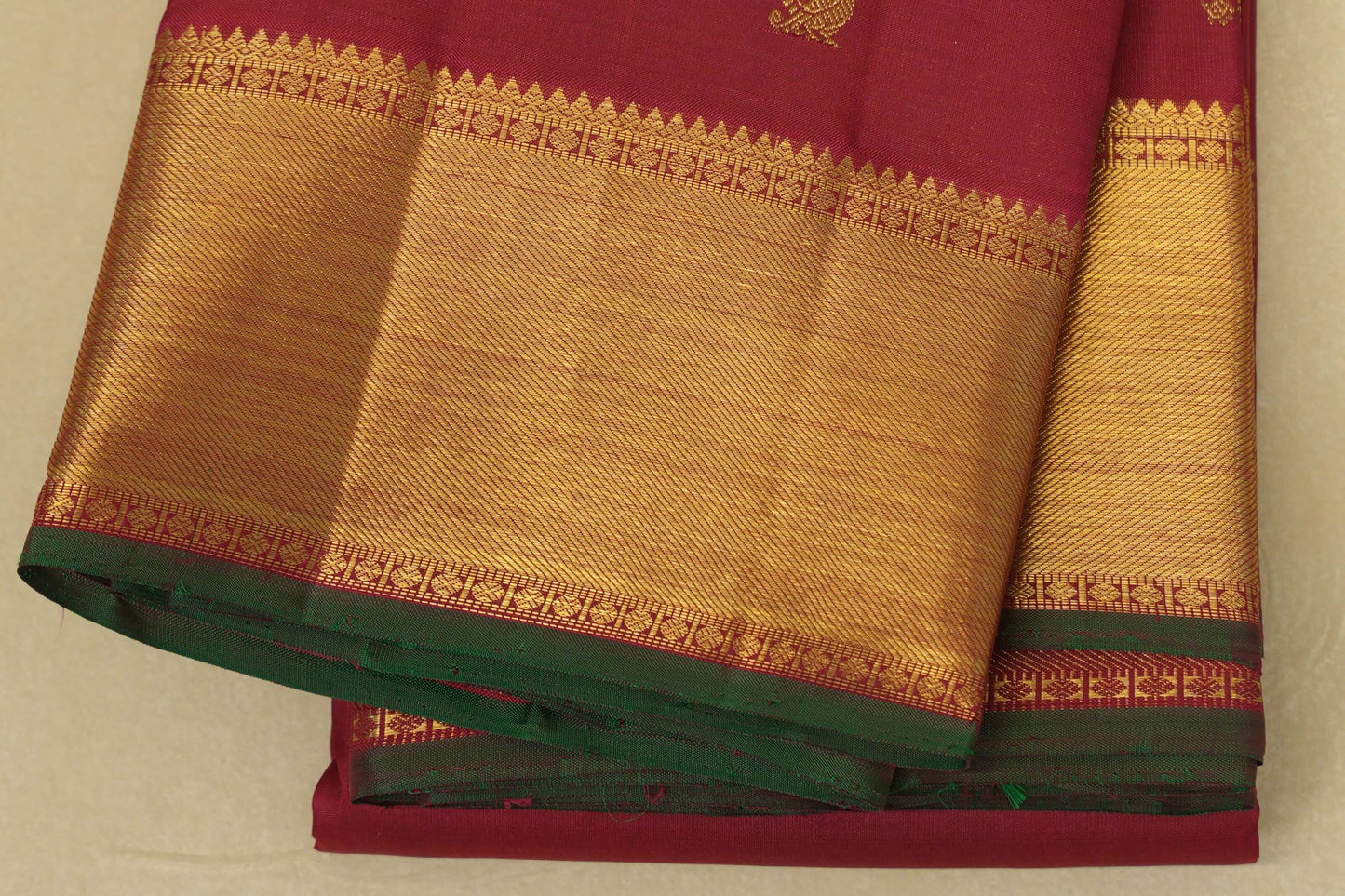 Reddish Maroon Heirloom Kanjivaram Silk Saree border zoom