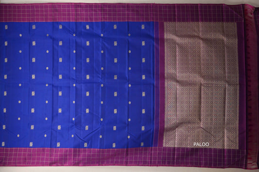 Royal Blue with magenta borders Vintage Kanjivaram Silk Saree paloo