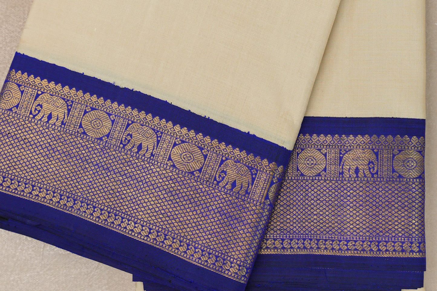 Elaichi Green Vintage Kanjivaram Silk Saree border