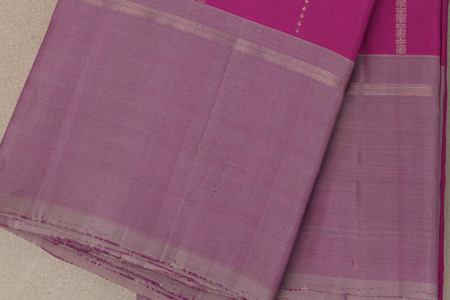 Magenta Pink Vintage Kanjivaram Silk Saree border