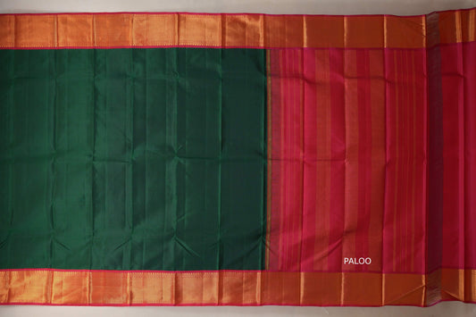 Bottle green with Reddish pink border Vintage Kanjivaram Silk Saree paloo