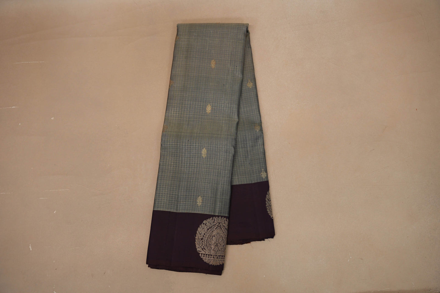 Silver grey with Deep Purple border Vintage Kanjivaram Silk Saree by Shreenivas Silks PSSR018702