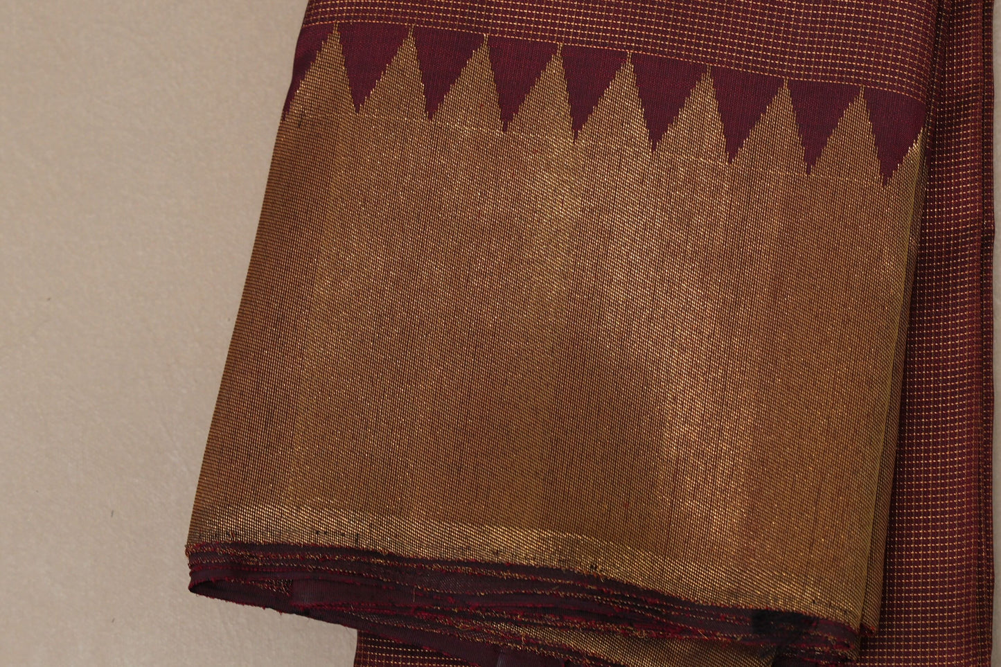 Deep Maroon Temple Borders Vintage Kanjivaram Silk Saree border zoom