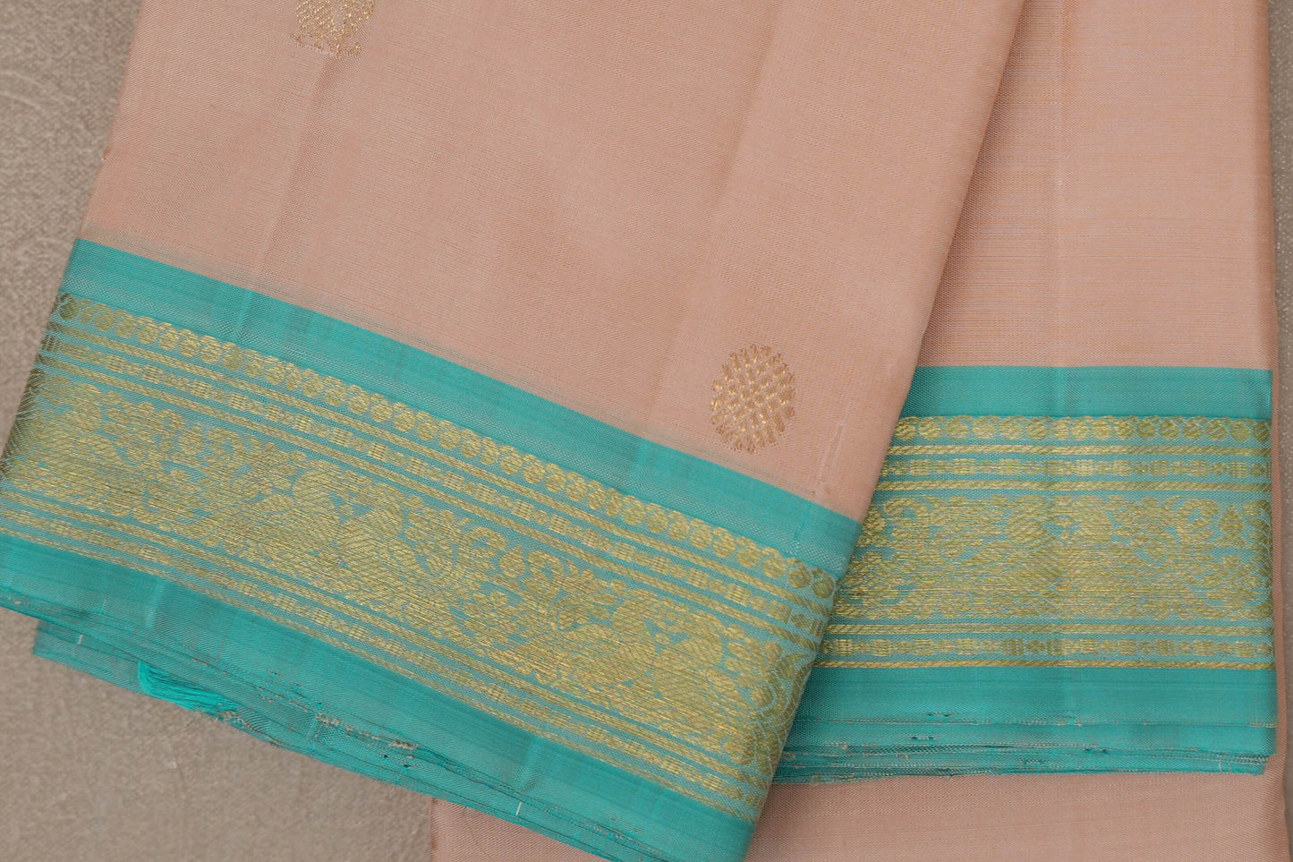 Light Peach Vintage Kanjivaram Silk Saree borders