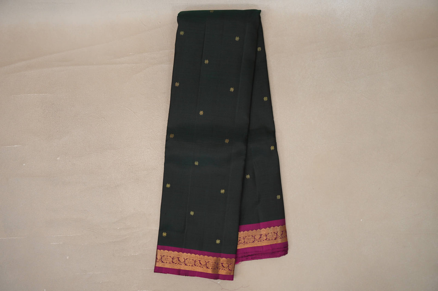Dual Tone of Deep Bottle Green & Brown with Deep Magenta borders Vintage Kanjivaram Silk Saree