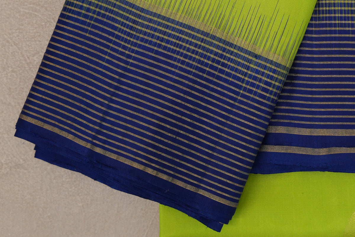 Bright Parrot Green Soft Silk Saree border zoom