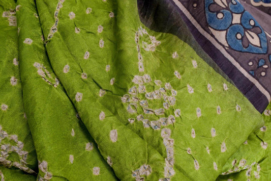 Bandhani/Ajrakh Gaji Silk Saree by Chakor PSCK260284 - Parisera